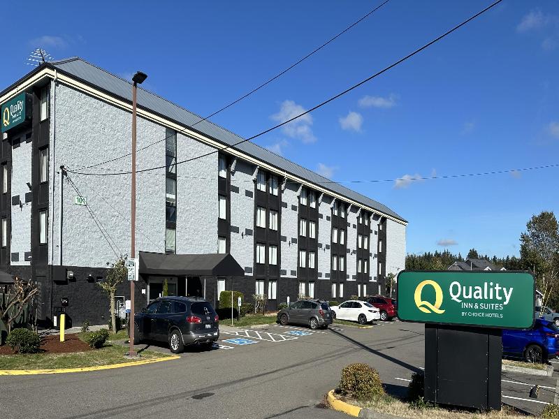 Quality Inn and Suites Everett image