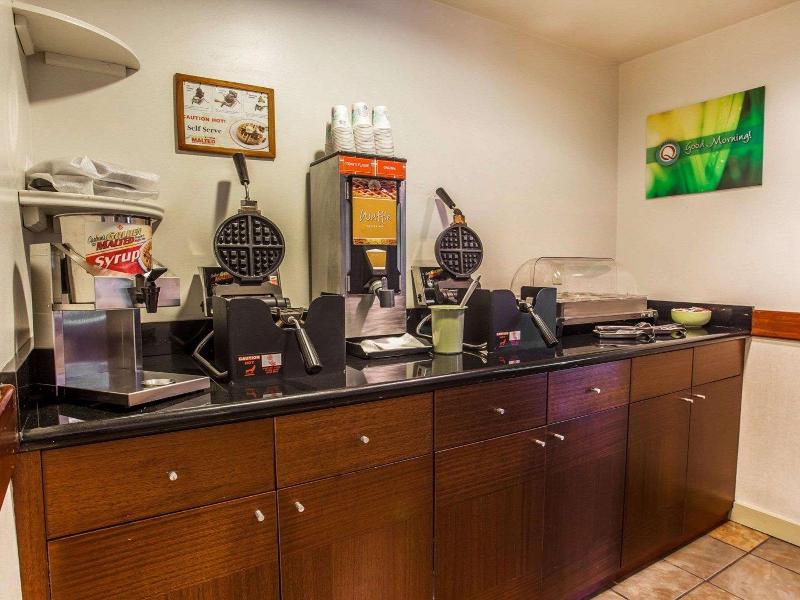 Quality Inn and Suites Everett image