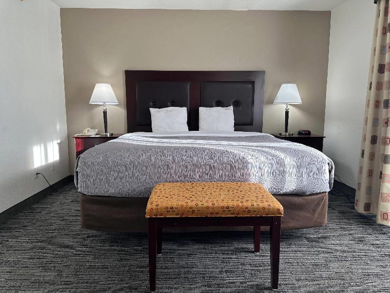 Quality Inn and Suites Everett image
