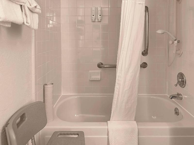 Quality Inn and Suites Everett image