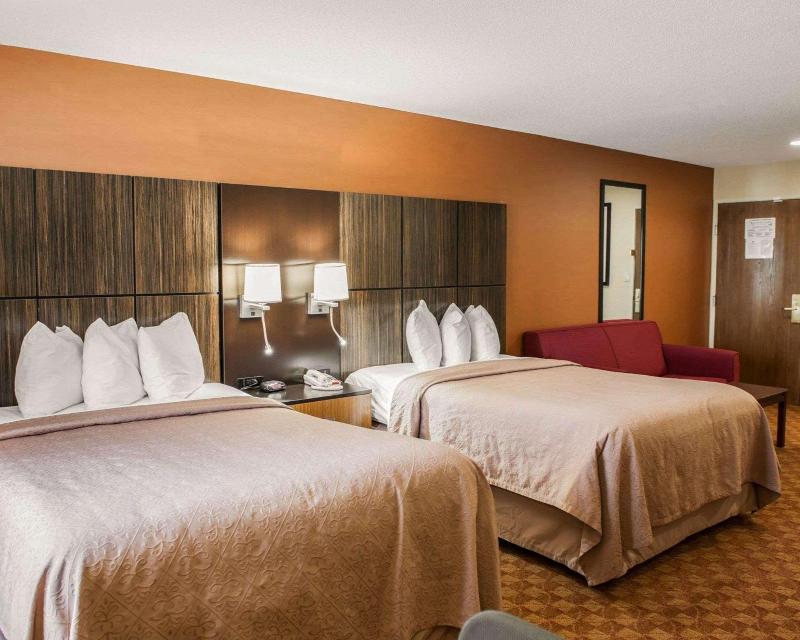 Quality Inn Franklin I-65 image