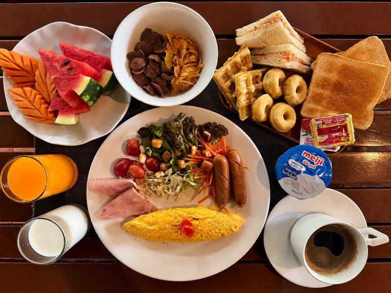 Woraburi Sukhumvit Hotel & Resort image