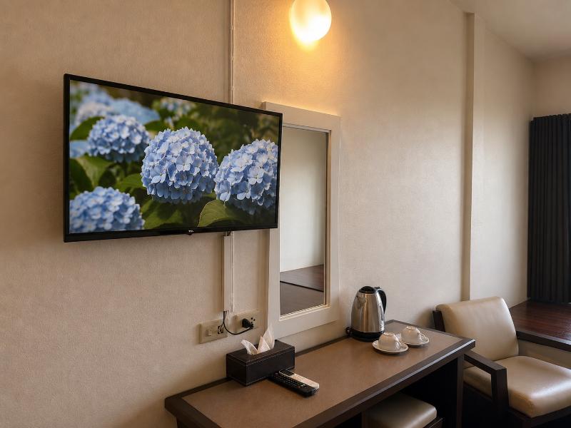 Woraburi Sukhumvit Hotel & Resort image