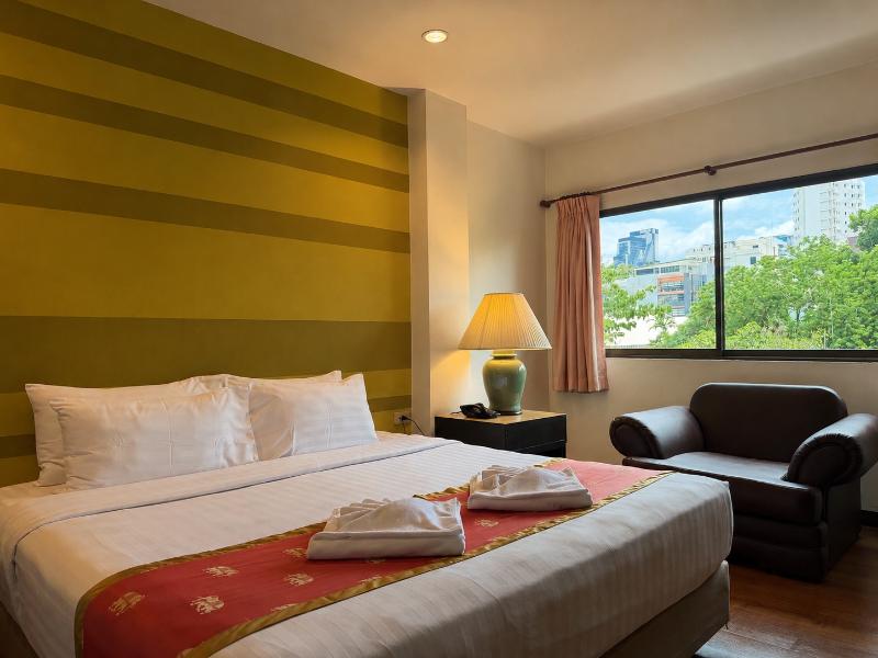 Woraburi Sukhumvit Hotel & Resort image