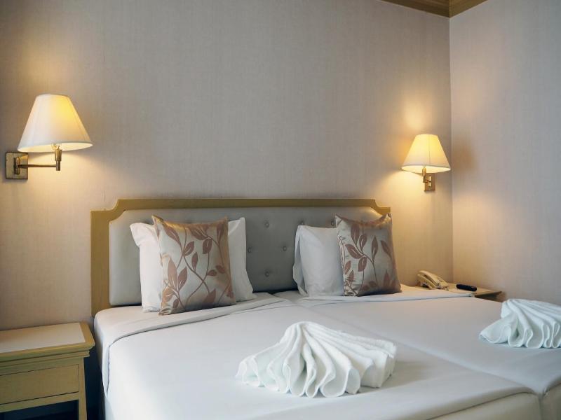 City Beach Resort image