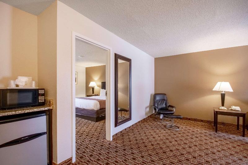 Coratel Plus Suites Wichita West Airport image