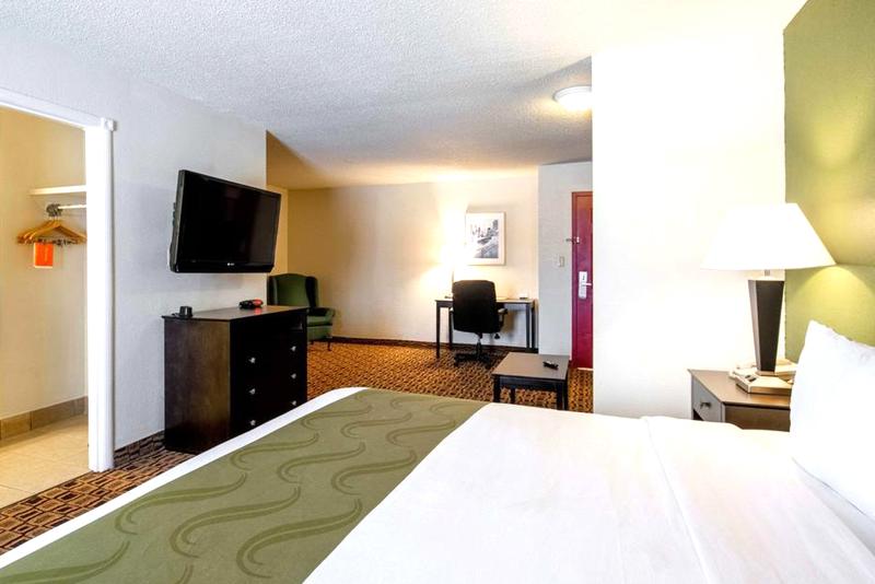 Coratel Plus Suites Wichita West Airport image