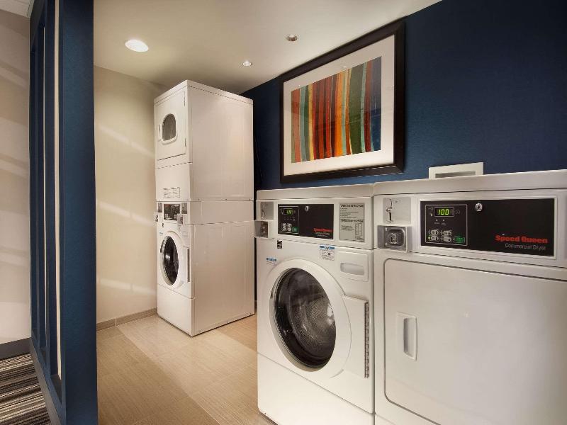 Comfort Inn Downtown Dc/Convention Center image