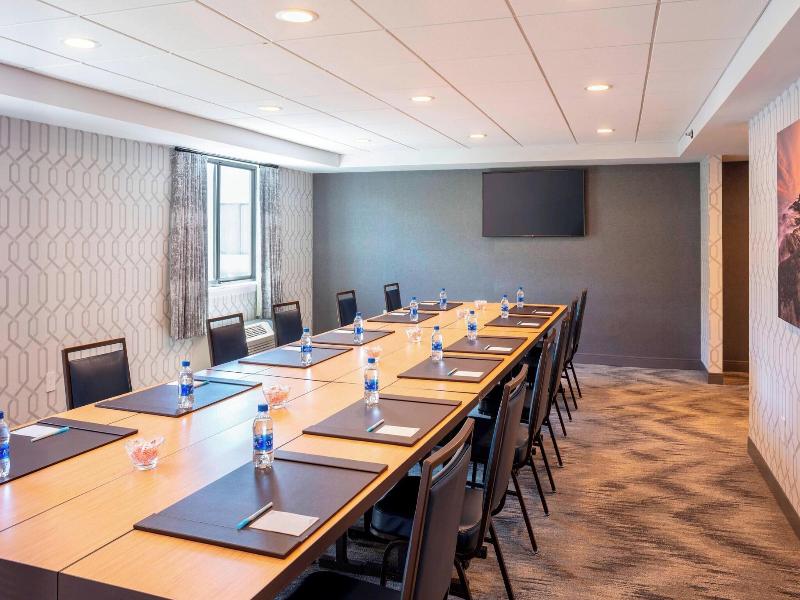 Fairfield Inn & Suites Providence Airport image