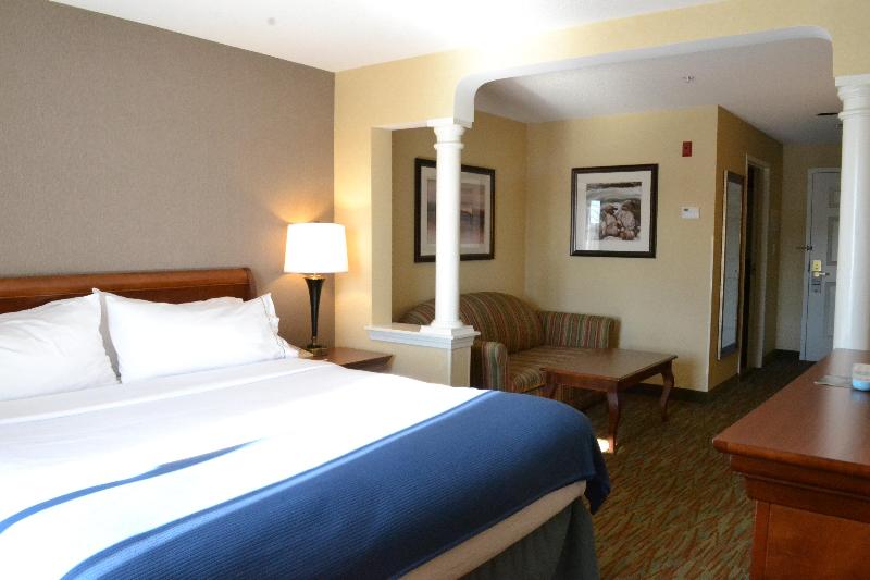 Holiday Inn Express Biddeford photo 4