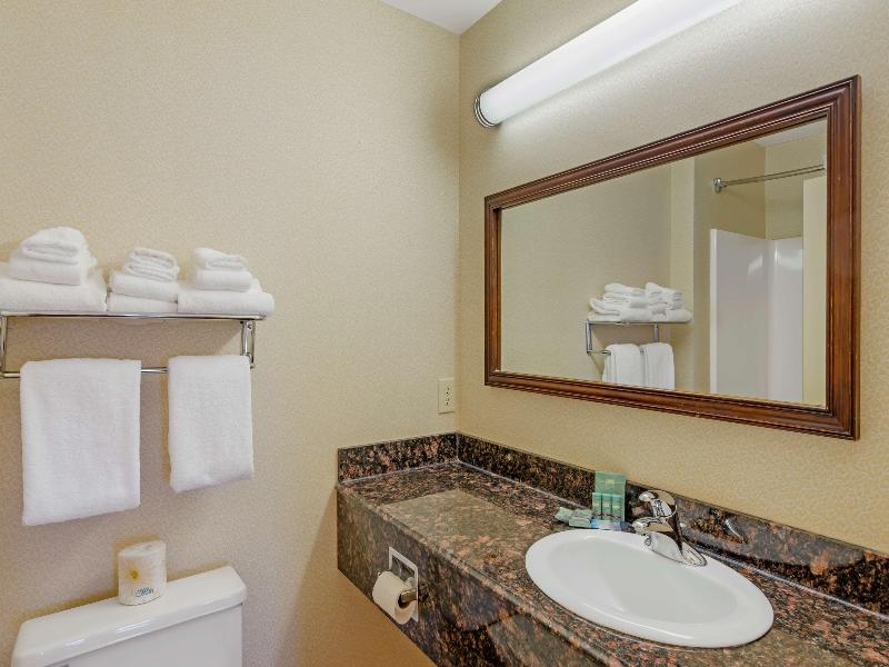Best Western North Roanoke image
