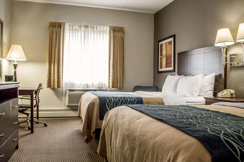 Comfort Inn Sandusky image