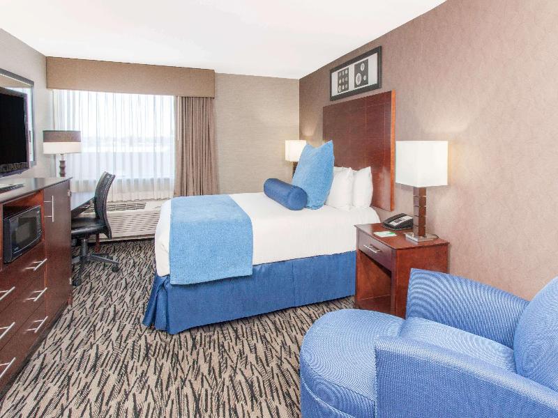 Wyndham Garden Elk Grove Village/O'Hare image