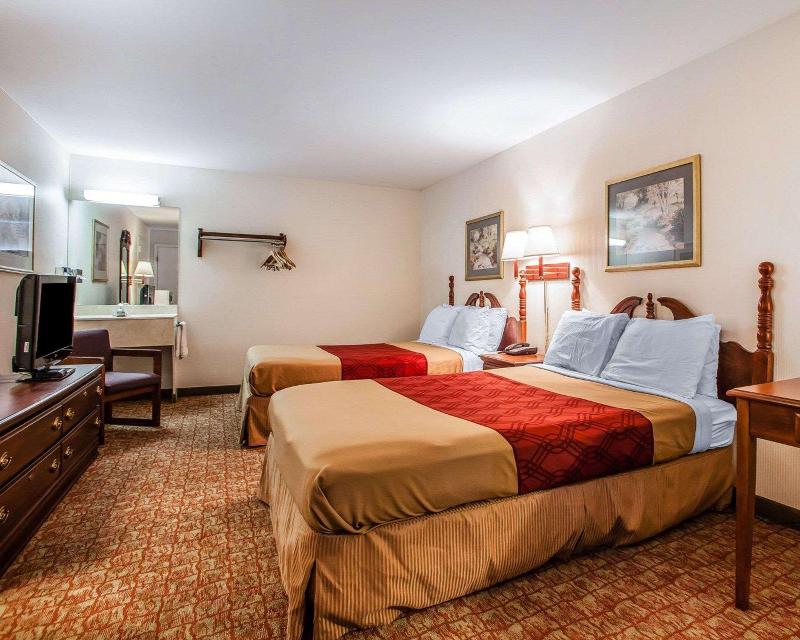 Econo Lodge Douglassville-Pottstown image