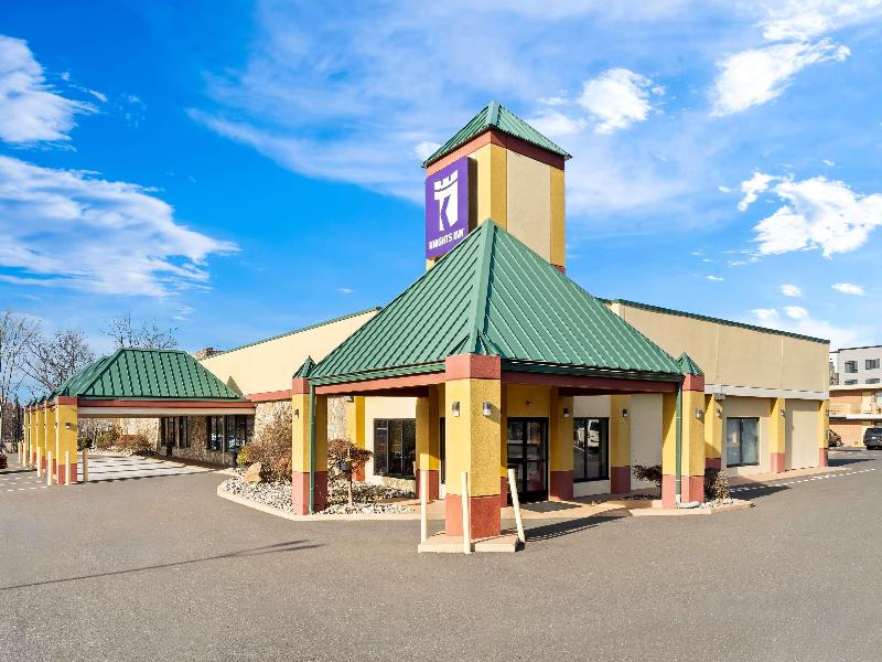 Knights Inn Montgomeryville image
