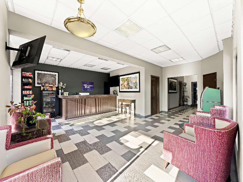 Knights Inn Montgomeryville image