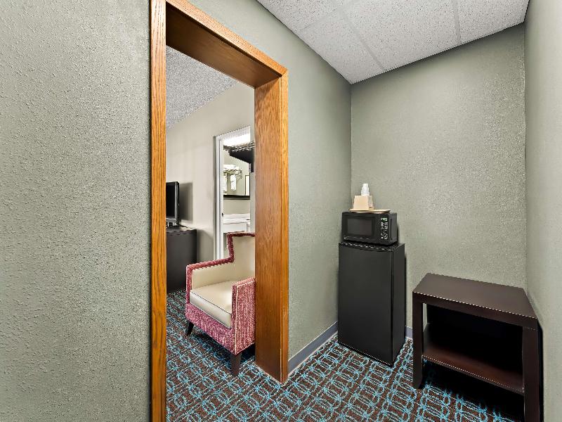 Knights Inn Montgomeryville image