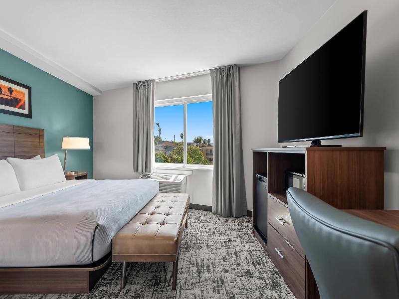 Quality Inn & Suites Hermosa Beach image