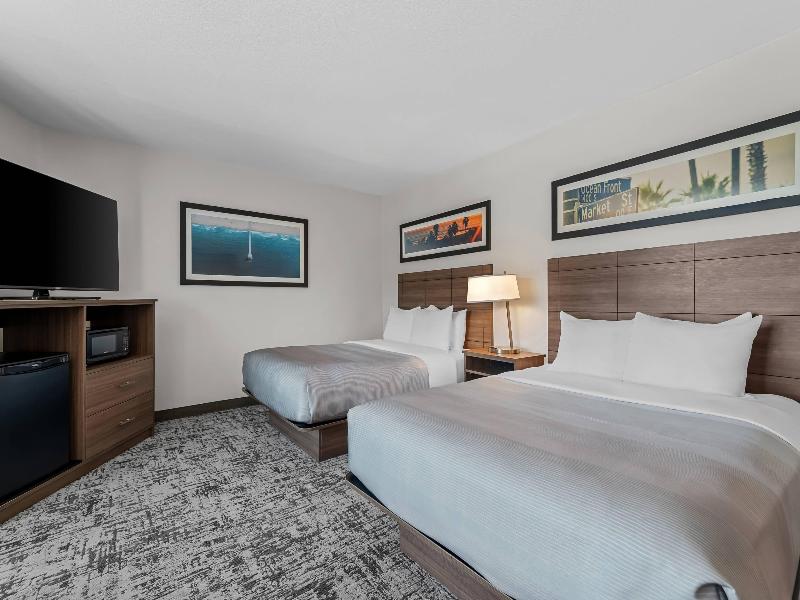 Quality Inn & Suites Hermosa Beach image