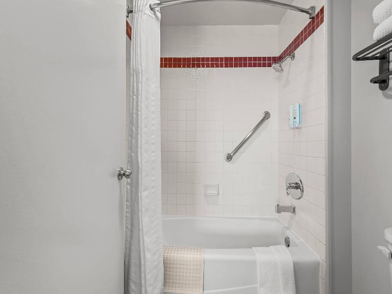 Quality Inn & Suites Hermosa Beach image