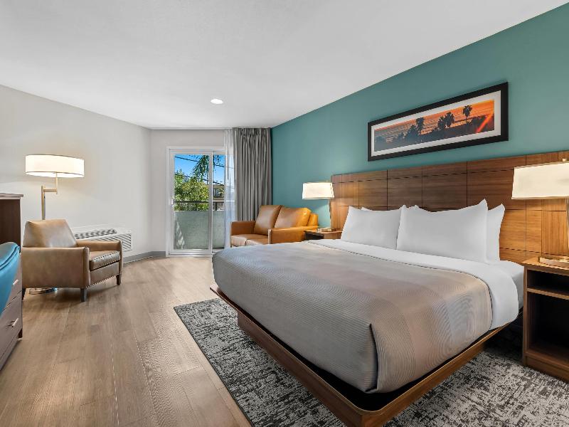 Quality Inn & Suites Hermosa Beach image