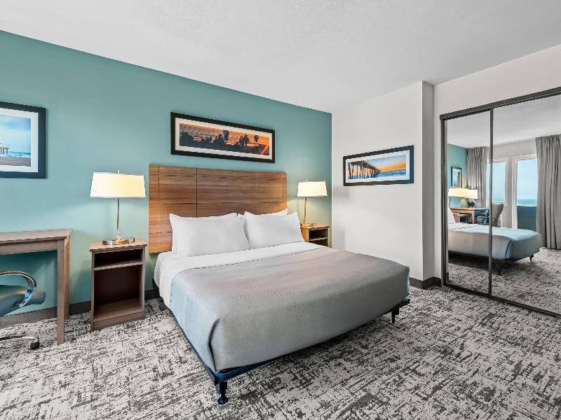 Quality Inn & Suites Hermosa Beach image