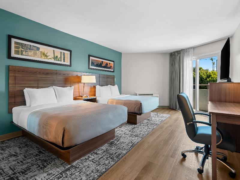 Quality Inn & Suites Hermosa Beach image