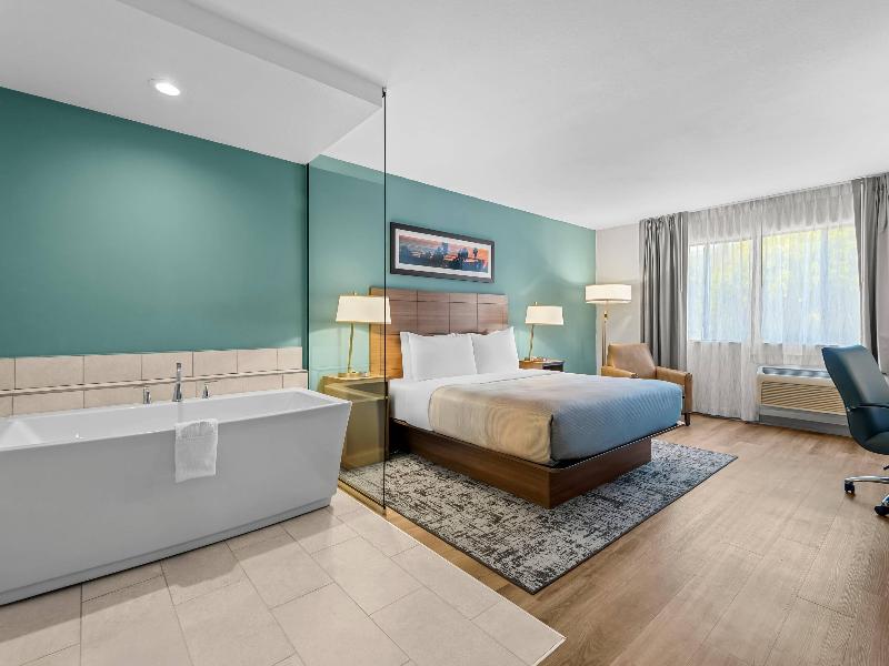 Quality Inn & Suites Hermosa Beach image