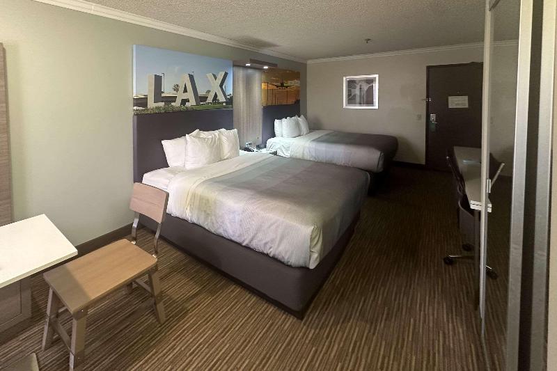 Comfort Inn Suites LAX Airport