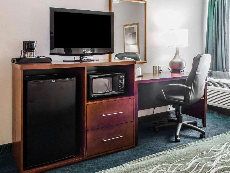Quality Inn Waynesburg image
