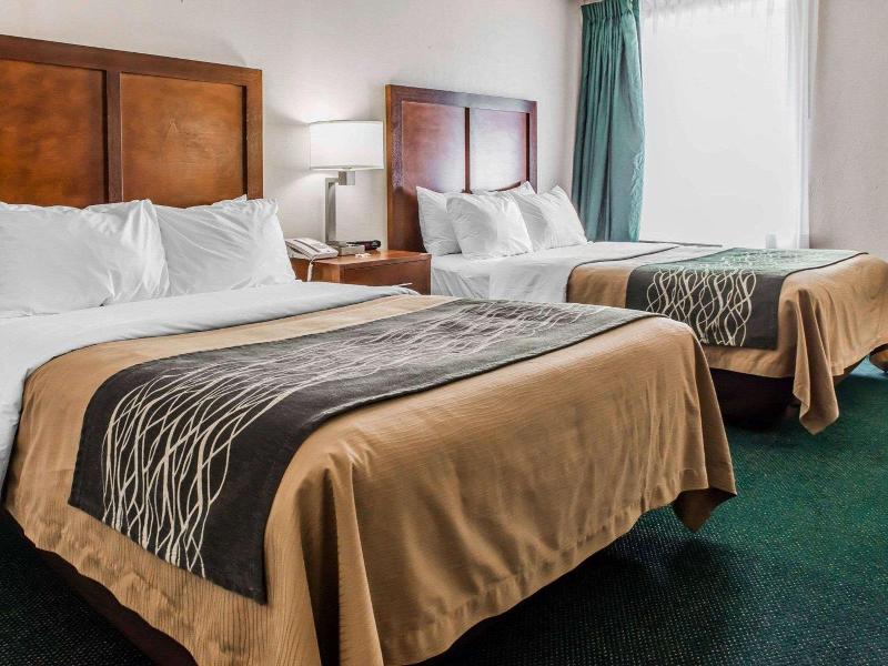 Quality Inn Waynesburg image