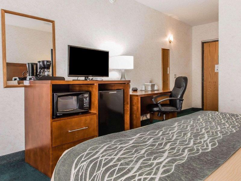 Quality Inn Waynesburg image