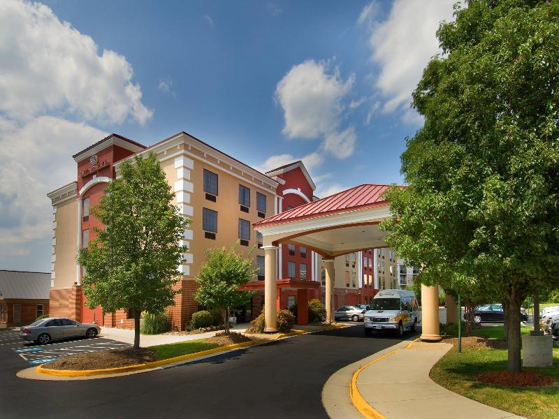 Comfort Suites Dulles Airport image