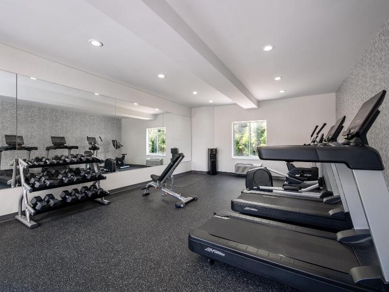 Hotel Garner Hotel Sumter Northwest by IHG