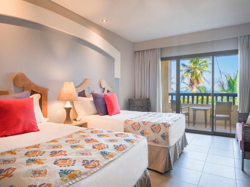 Iberostar Waves Bahia All Inclusive image