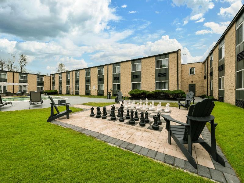 SureStay Plus Hotel by Best Western McGuire AFB Ja image