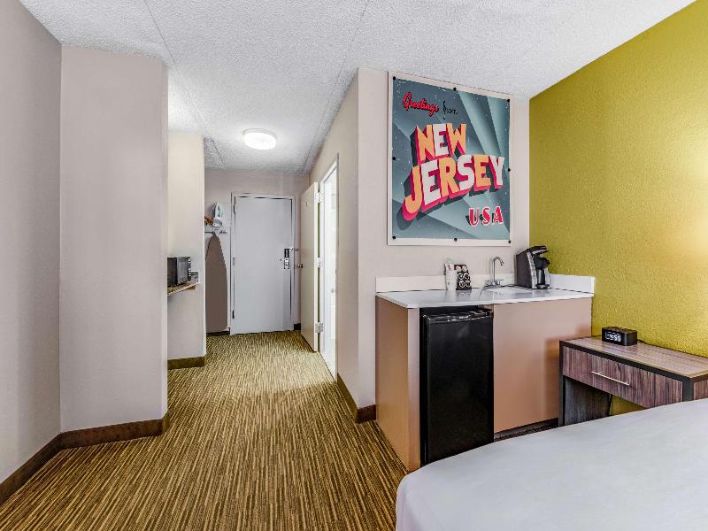 SureStay Plus Hotel by Best Western McGuire AFB Ja image