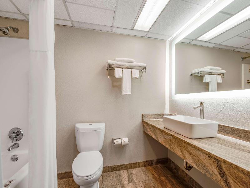 SureStay Plus Hotel by Best Western McGuire AFB Ja image