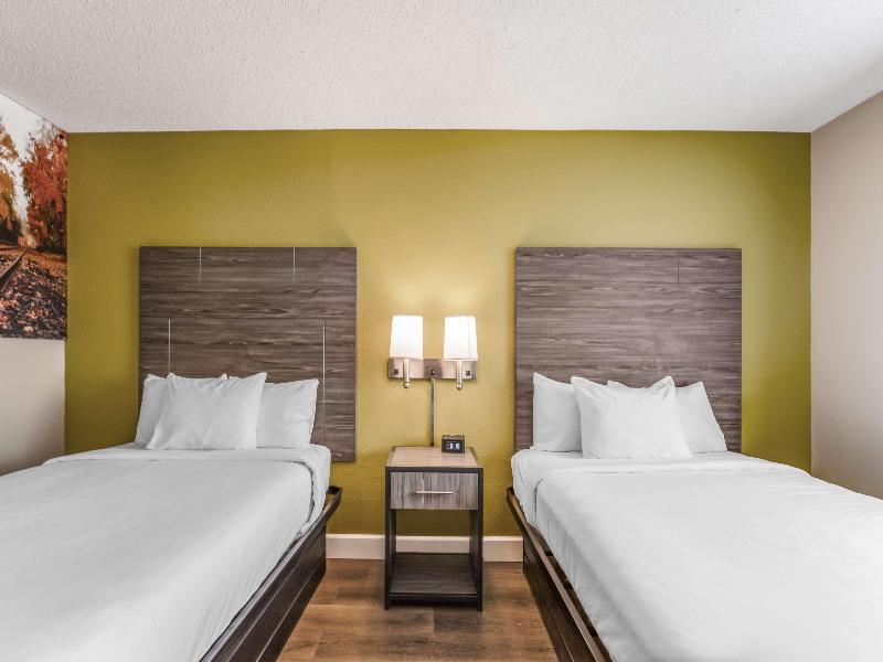 SureStay Plus Hotel by Best Western McGuire AFB Ja image