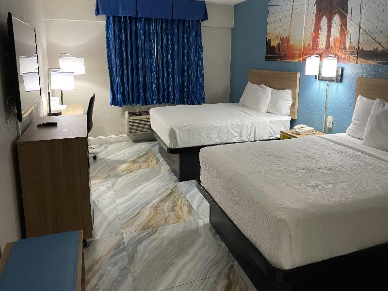 Days Inn By Wyndham Jersey City image