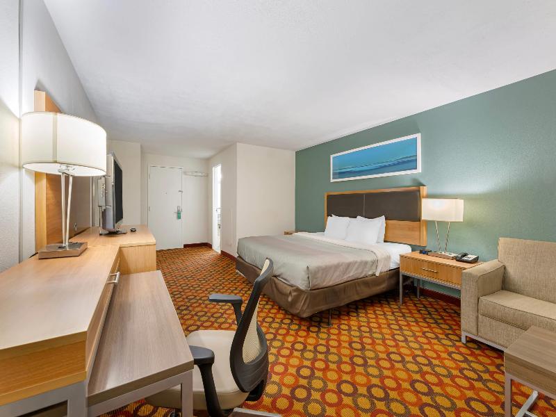Quality Inn Riverview image