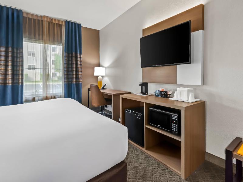 Comfort Inn South San Jose /  Morgan Hill image