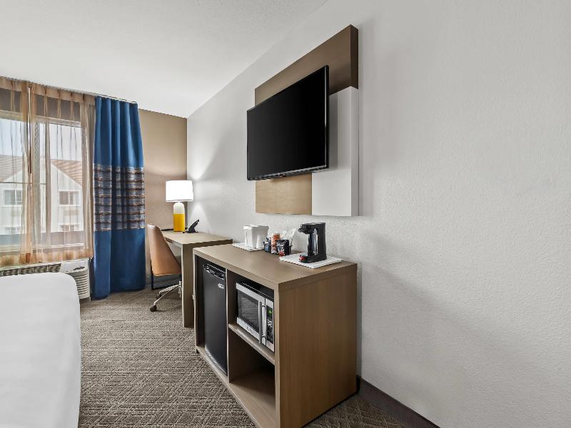 Comfort Inn South San Jose /  Morgan Hill image