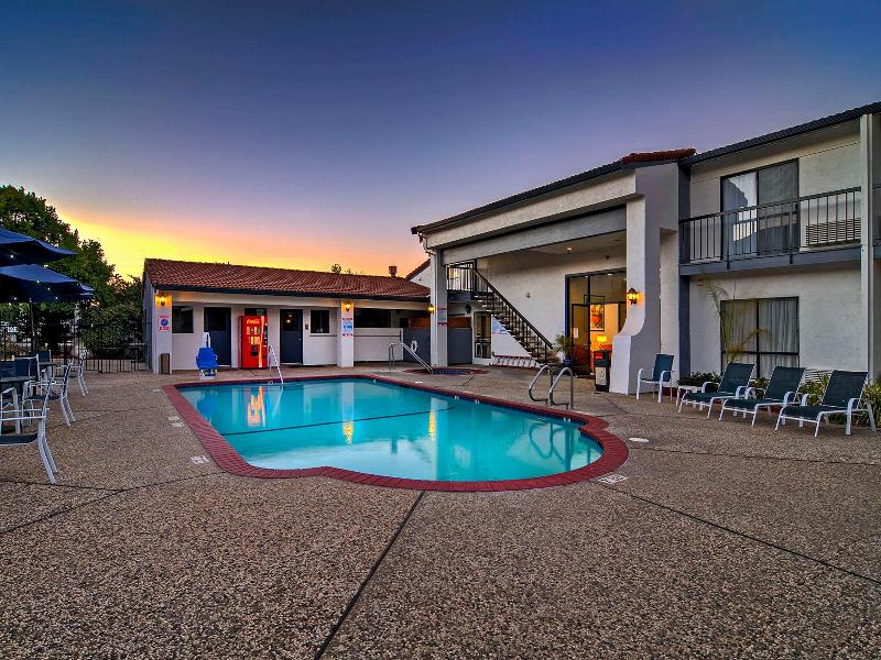 Quality Inn & Suites South San Jose / Morgan Hill image