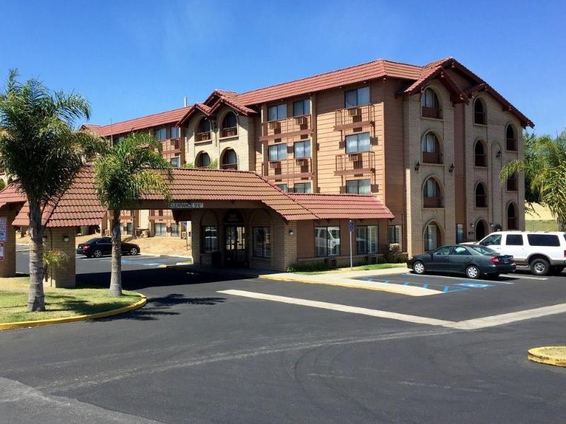 Quality Inn & Suites-Extended Stay Suites