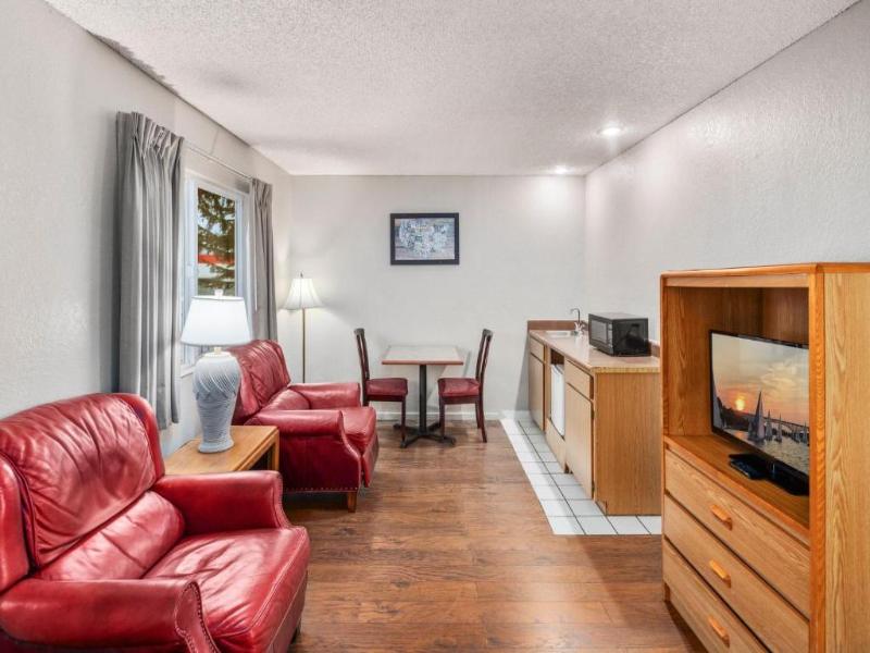 Inn at Lake Washington By OYO I-405 image
