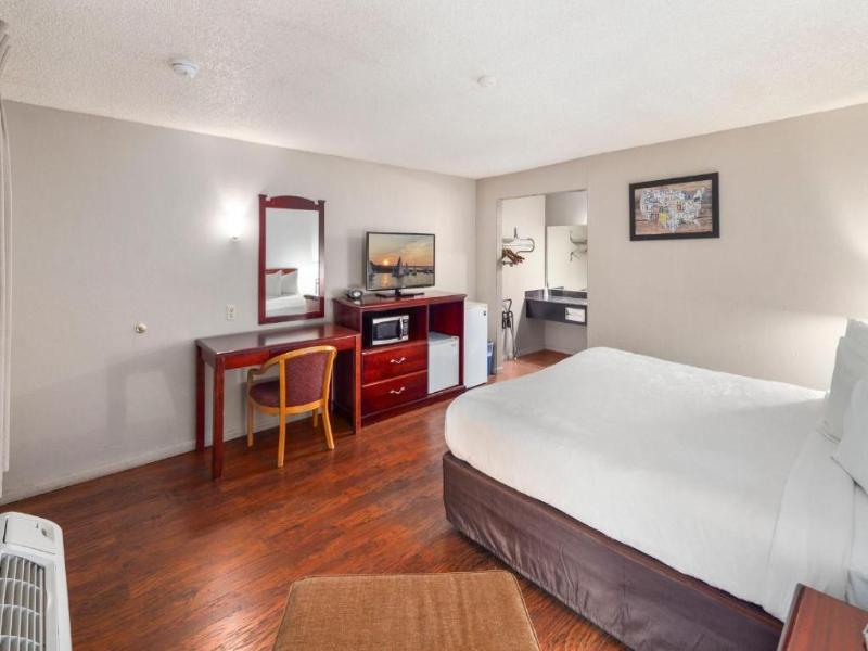 Inn at Lake Washington By OYO I-405 image