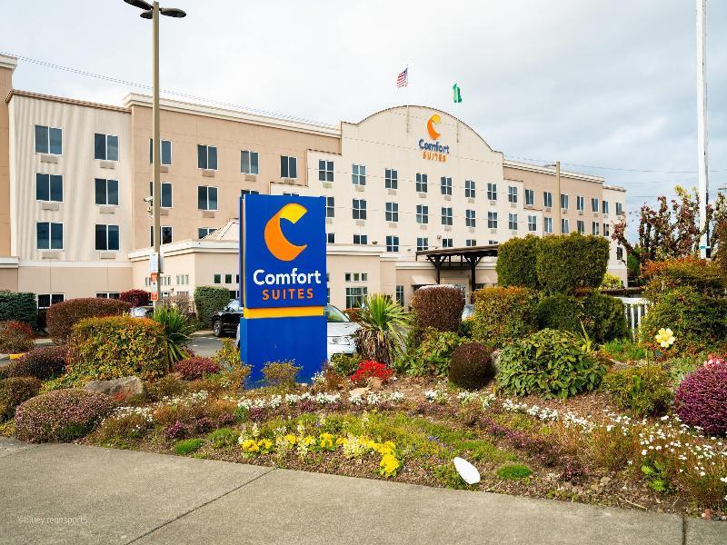 Comfort Suites Airport Tukwila Seattle image