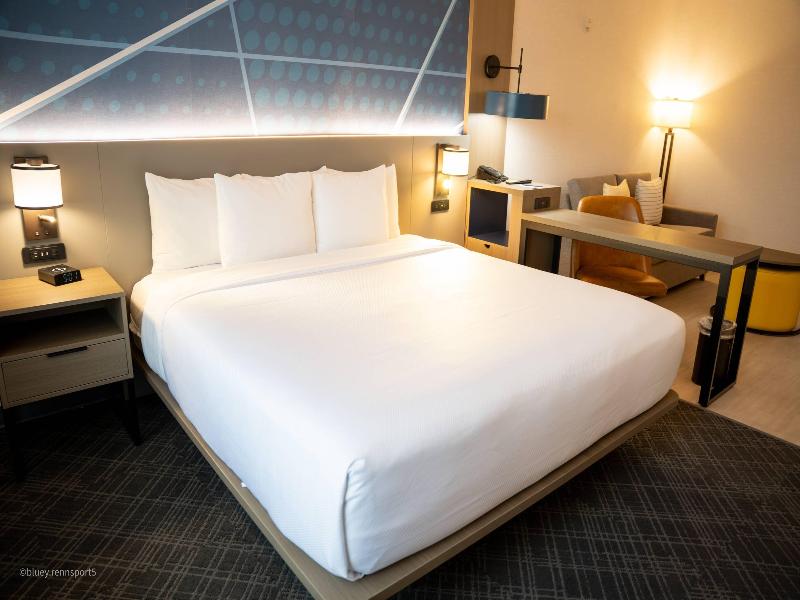 Comfort Suites Airport Tukwila Seattle image