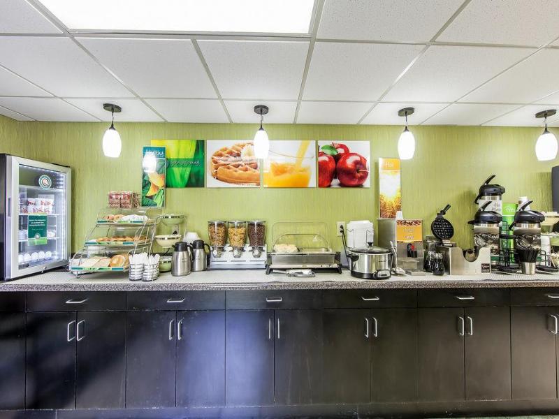 Quality Inn West Chattanooga image
